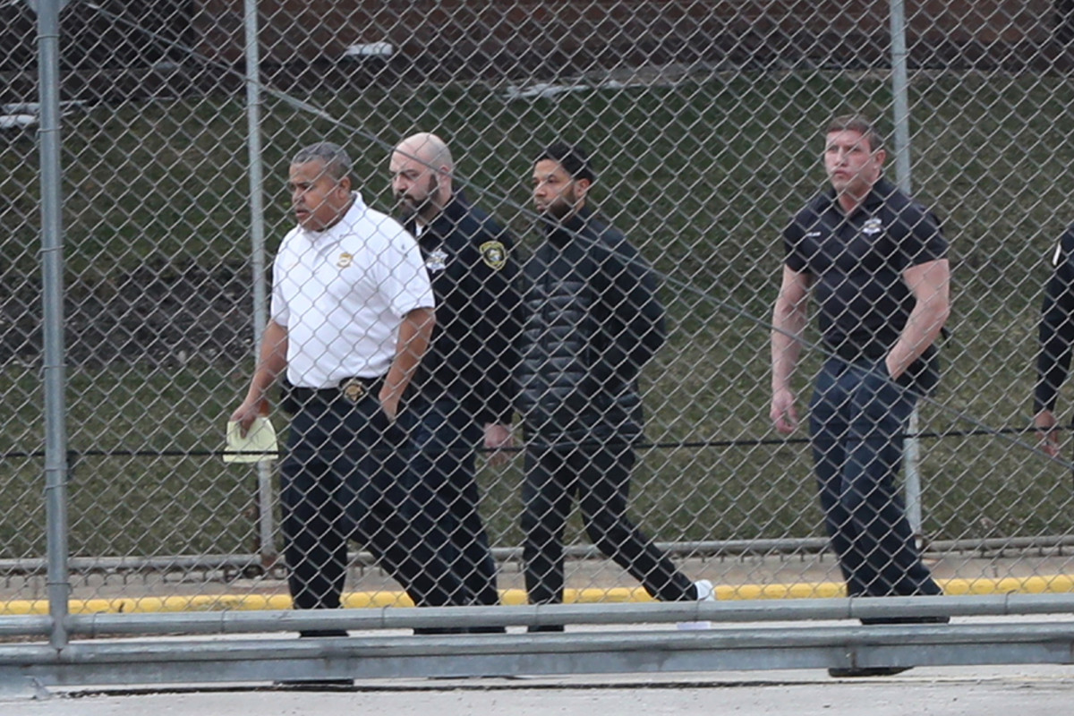 Jussie Smollett cites George Floyd protests, demands police
transparency 1