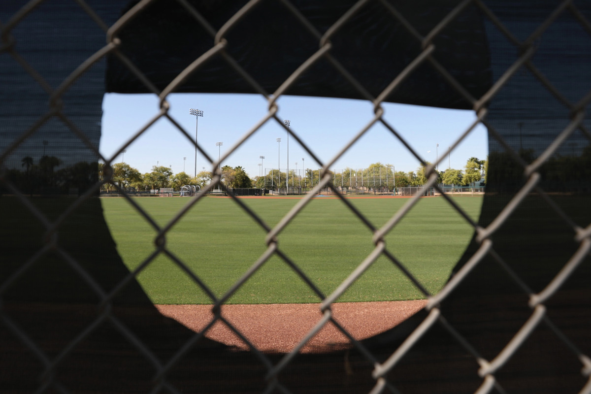MLB closes all 30 spring training camps for coronavirus
cleaning 1