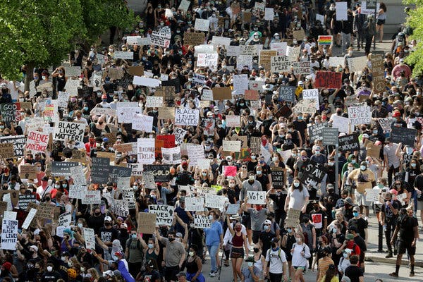 In Nashville, a Protest Organized by 6 Teenagers Brings
Hope 1