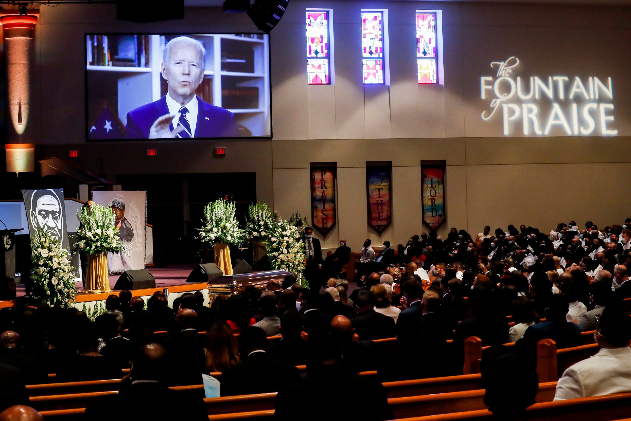 George Floyd live updates: Brother to testify before
Congress; Florida removes 122-year-old Confederate monument; 'Cops'
canceled 1 George Floyd live updates: Brother to testify before
Congress; Florida removes 122-year-old Confederate monument; 'Cops'
canceled 1