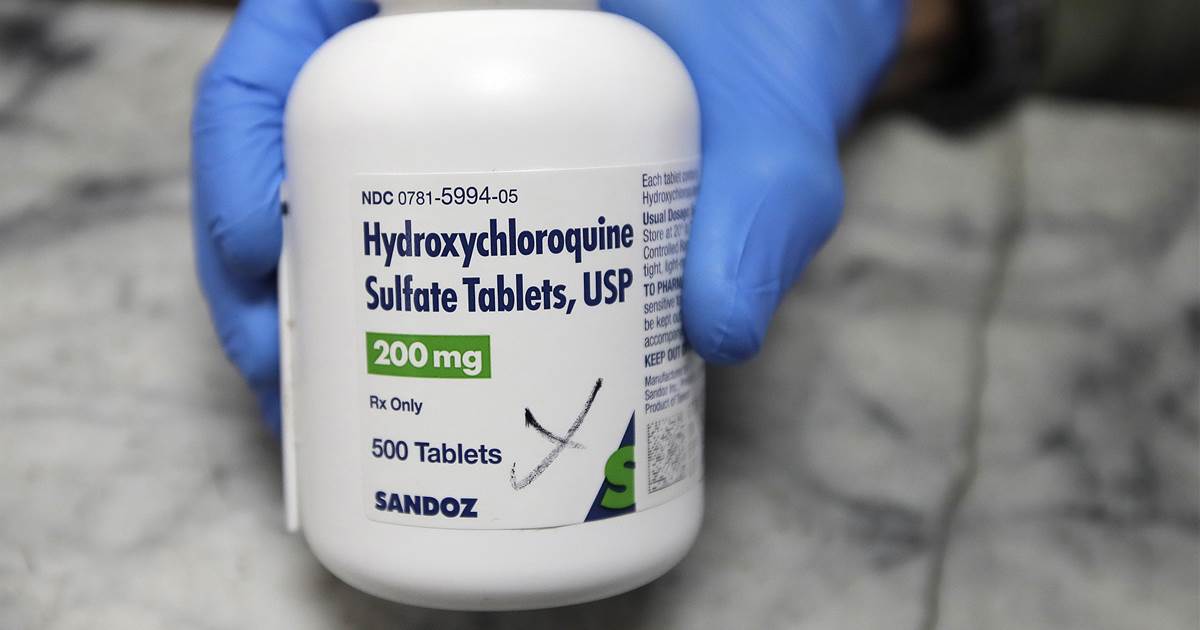 U.S. halts test of Trump-touted hydroxychloroquine for
COVID-19 patients 1