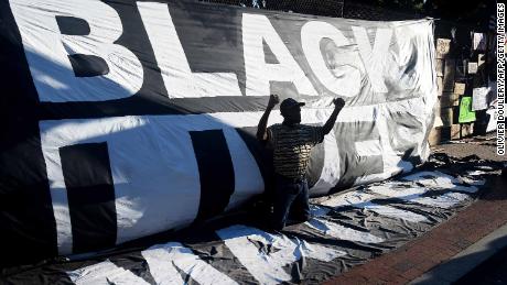 Mayor faces backlash for telling protesters he's 'pro-black
for all the good black people' he knows 1