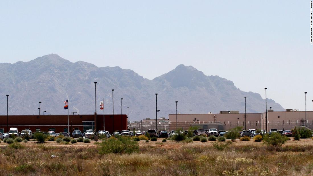 ICE detainees say they had to work in potentially
contaminated areas as coronavirus spreads 1