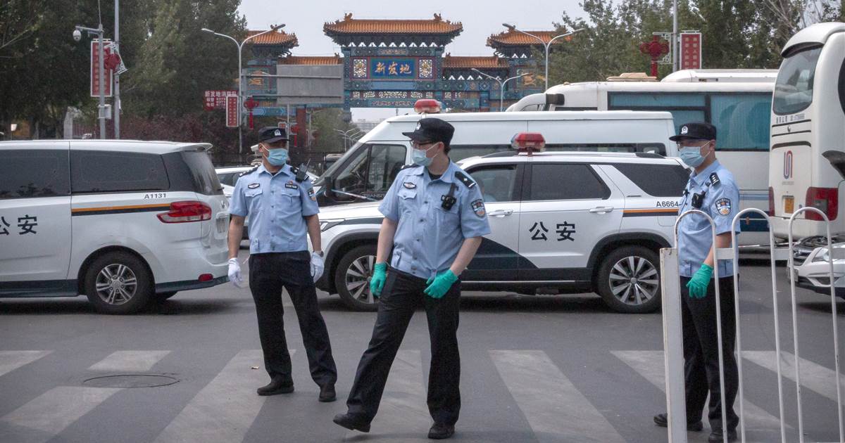 Beijing authorities implement 'wartime emergency mode' after
coronavirus cluster 1