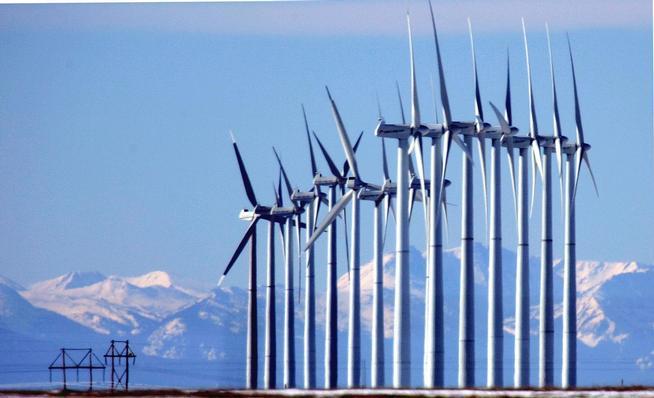 Colorado lost more than 7,000 clean energy jobs since
coronavirus pandemic, industry organization says 1