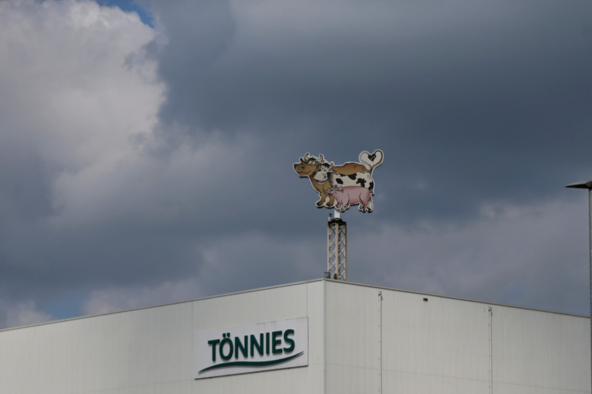 Coronavirus outbreak at German slaughterhouse infects more
than 1,000 employees 1