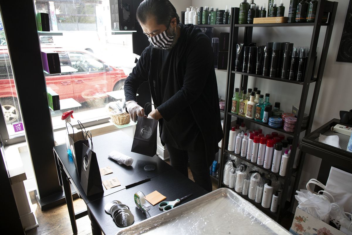 A new kind of service charge as more Chicago businesses
reopen Wednesday: fees to offset costs for COVID-19
protection 1 A new kind of service charge as more Chicago businesses
reopen Wednesday: fees to offset costs for COVID-19
protection 1