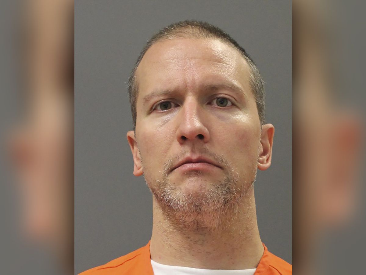 Cop charged with murdering George Floyd still eligible for
over $1M in pensions even if convicted: report 1 Cop charged with murdering George Floyd still eligible for
over $1M in pensions even if convicted: report 1
