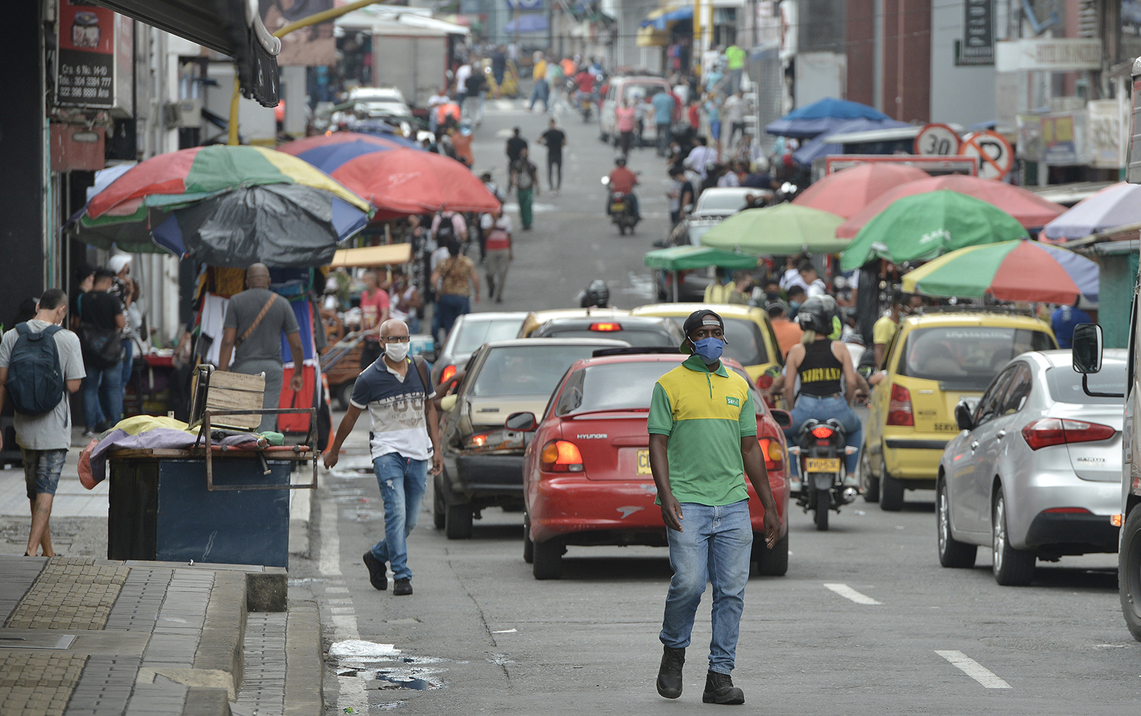 Coronavirus task force discussed possibility of virus
spreading at protests, source says 1