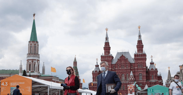 Moscow Relaxes Lockdown Measures Despite High Number of
Coronavirus Cases 1