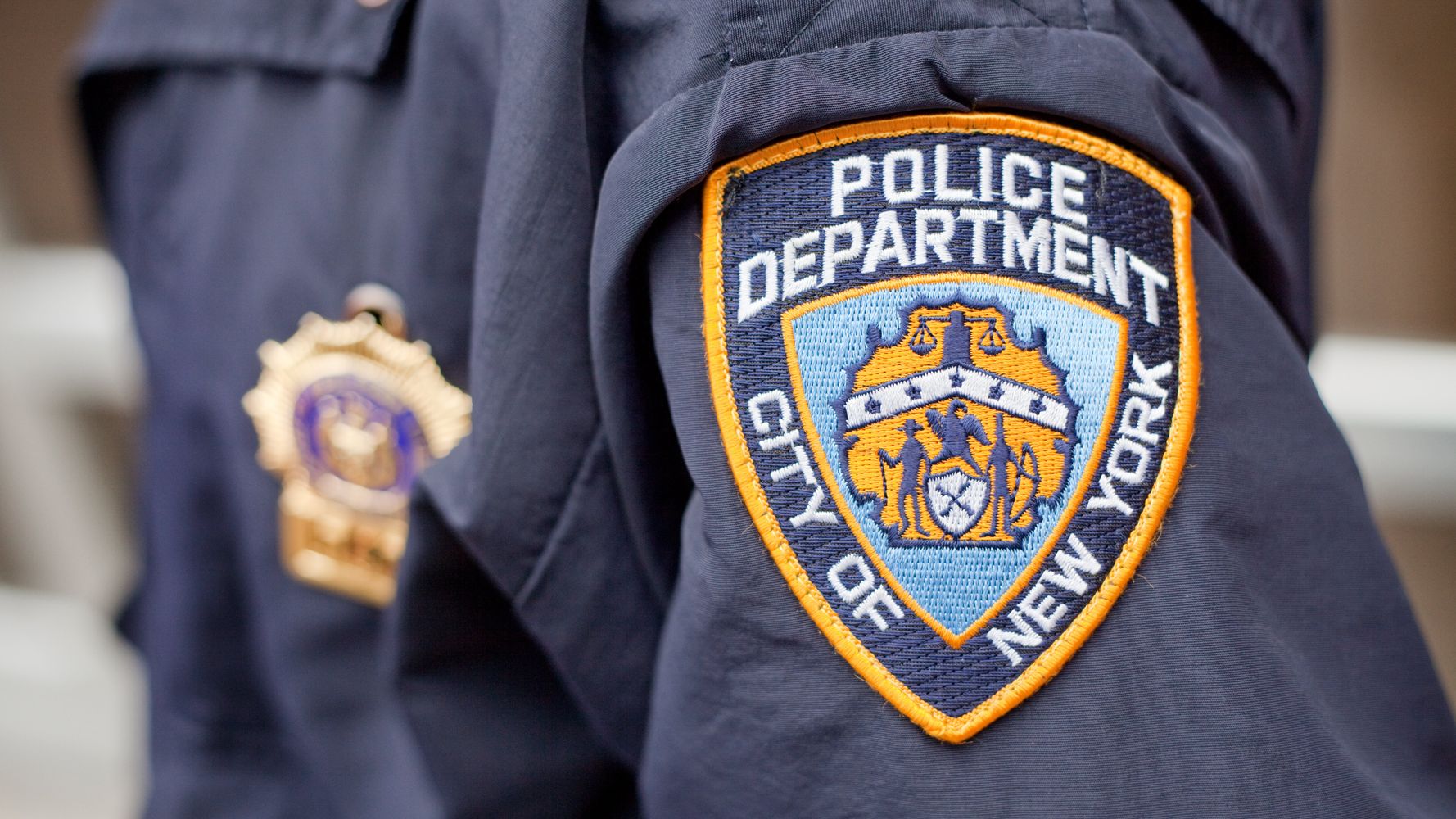 NYPD Cop Who Kneeled At Protest Apologizes To Fellow
Officers 1