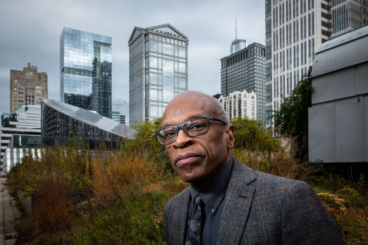 Column: Amid crises of racial unrest and coronavirus,
Chicago’s top planner sees opportunity to revive South and West
Sides 1