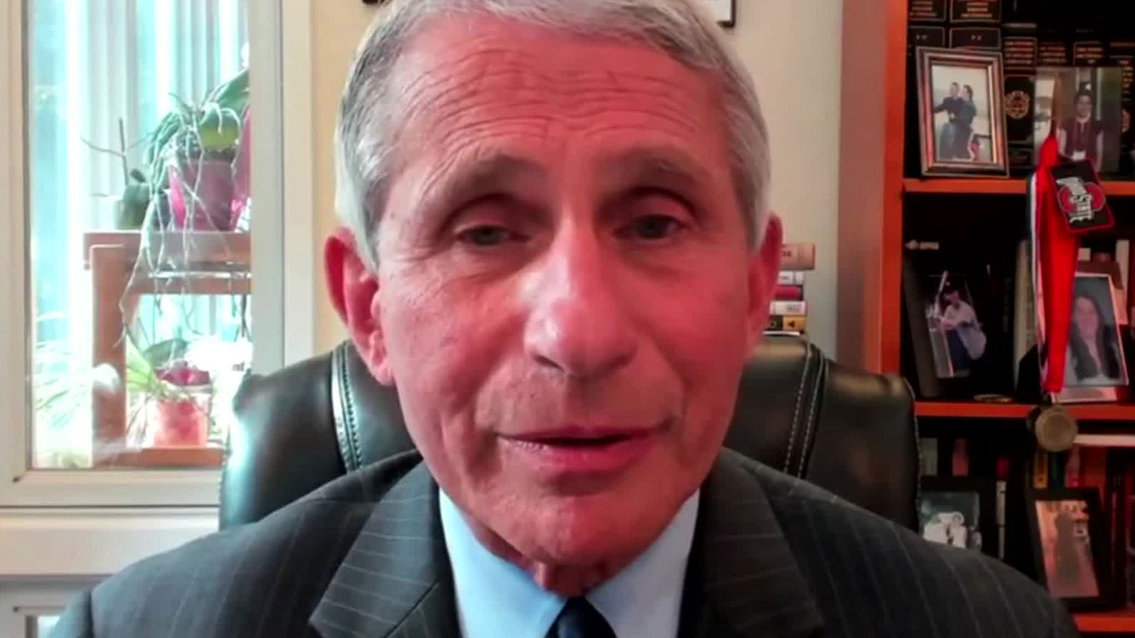 US should have a Covid-19 vaccine by start of 2021, Fauci
says 1