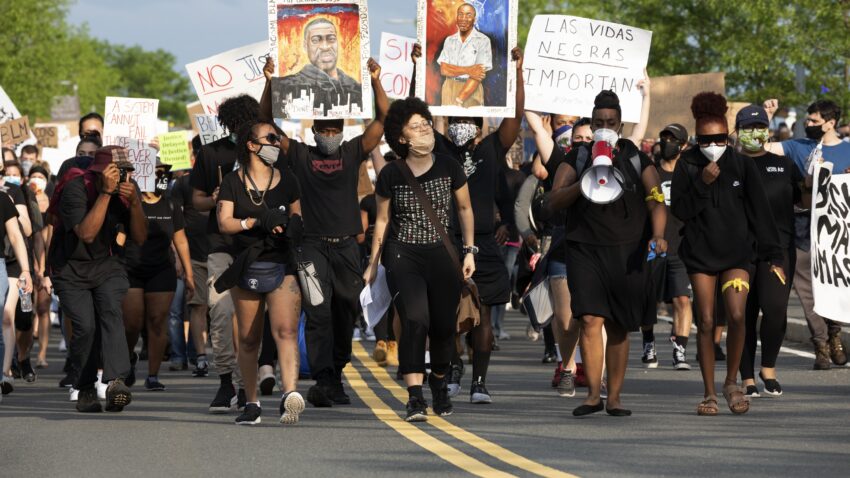 Students: What do you think about the Black Lives Matter
protests? 1