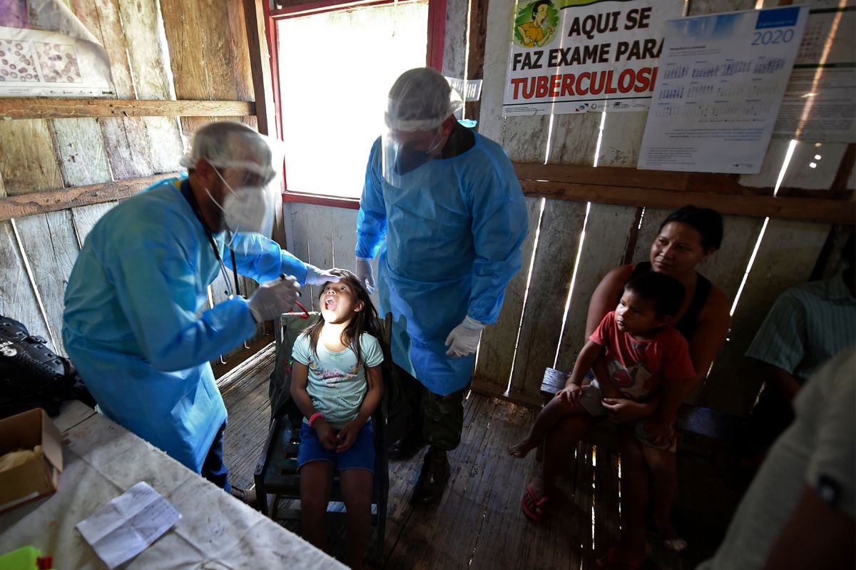 Brazil becomes second country to hit 1 million coronavirus
cases, with 6 new infections each minute 1 Brazil becomes second country to hit 1 million coronavirus
cases, with 6 new infections each minute 1