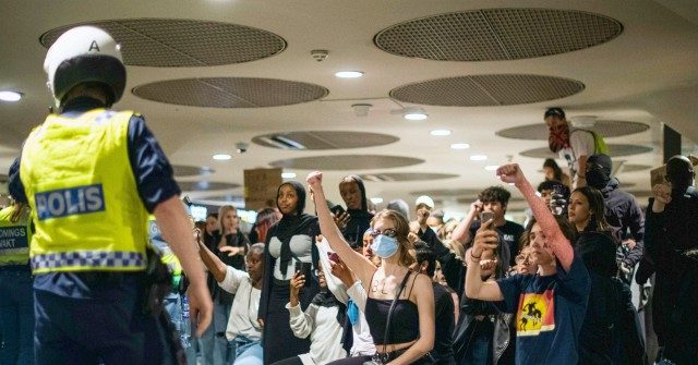 Swedish Black Lives Matter Protesters Demand Abolition of
Police 1