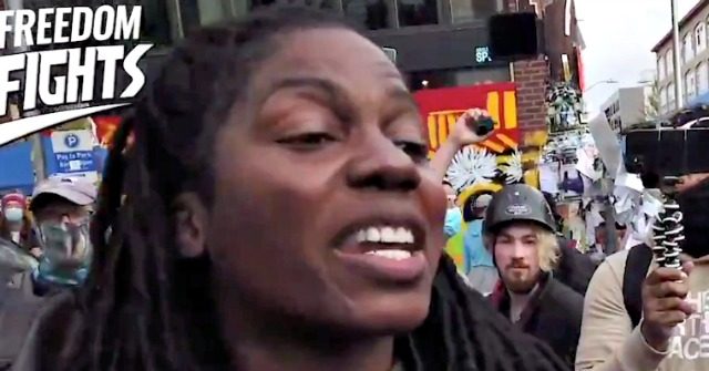 Black Preacher to CHAZ BLM Protesters: ‘Planned Parenthood
#1 Killer of Black Population’ 1