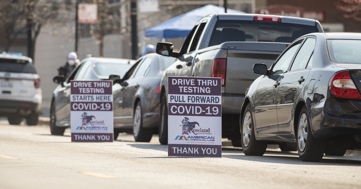 Latest Illinois coronavirus numbers: 44 more deaths, 692 new
cases 1