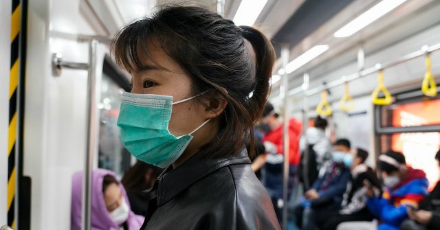 Beijing Locks Down, Restricts Travel amid ‘Very Grim’
Coronavirus Resurgence 1