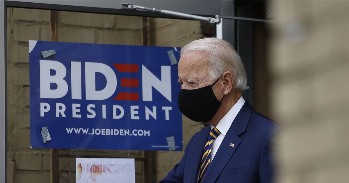 Biden rips Trump on coronavirus response, says president
exercises ‘no leadership’ 1