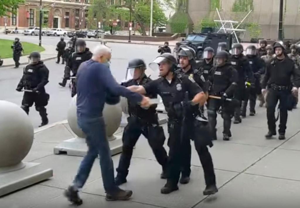 Analysis: Fact checking recent statements from Trump on
protests, Seattle, health care 1