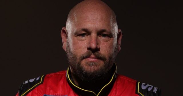 Ray Ciccarelli to Leave NASCAR After Anthem Protests,
Confederate Flag Ban 1