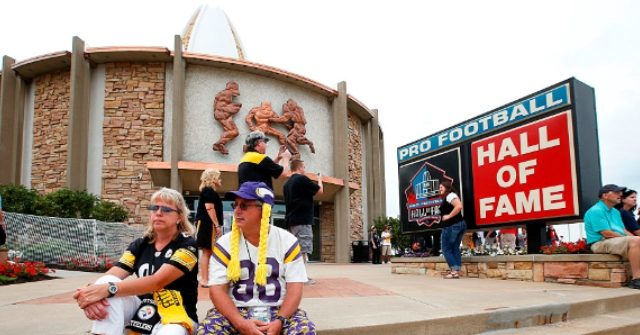 NFL Cancels Cowboys, Steelers Hall of Fame Game Due to
Coronavirus 1