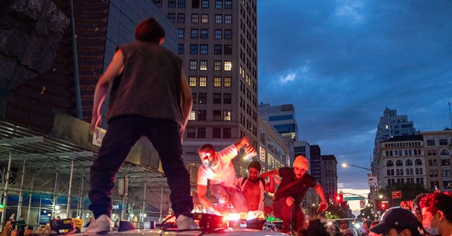 Poll: Near Majority Believe Cities ‘Too Soft’ Responding to
‘Riots and Looting’ 1