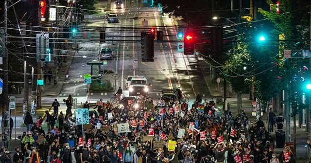 Seattle Protesters Issue Demands: Abolish Police, Grant
Amnesty, Give Free Health Care and College 1