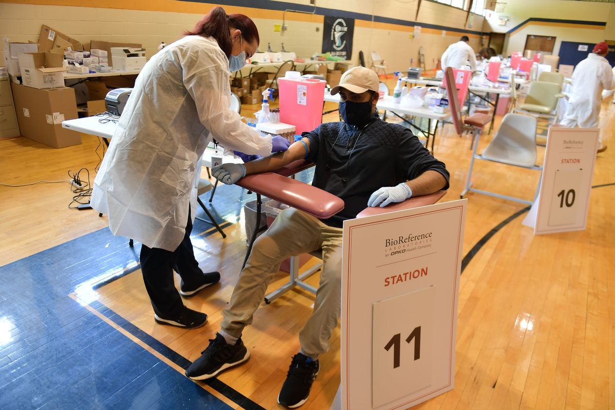 More than 80% of coronavirus cases in U.S. remain
unaccounted for, new study suggests 1 More than 80% of coronavirus cases in U.S. remain
unaccounted for, new study suggests 1