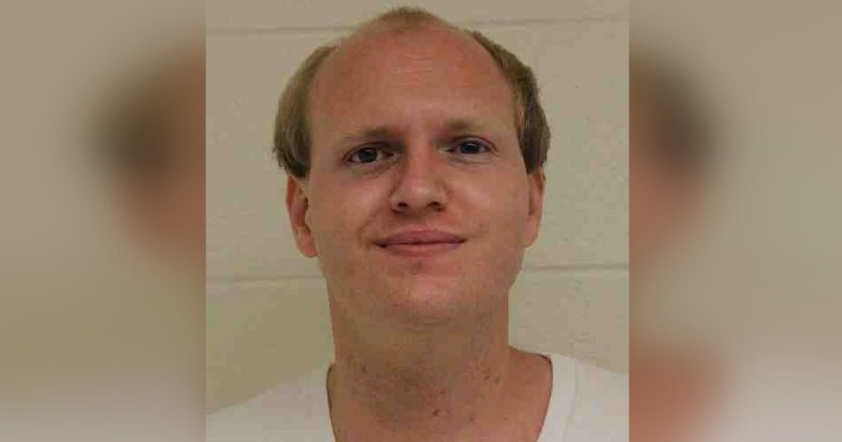 Rioter Who Shot Disabled Veteran In the Head While Blocking
Road FREED ON BAIL 1