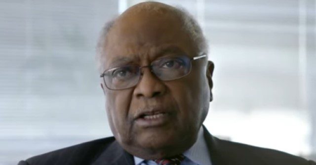 Clyburn: 'Only Violence' I Saw in D.C. Were Police on
Horseback Clearing Protesters 1