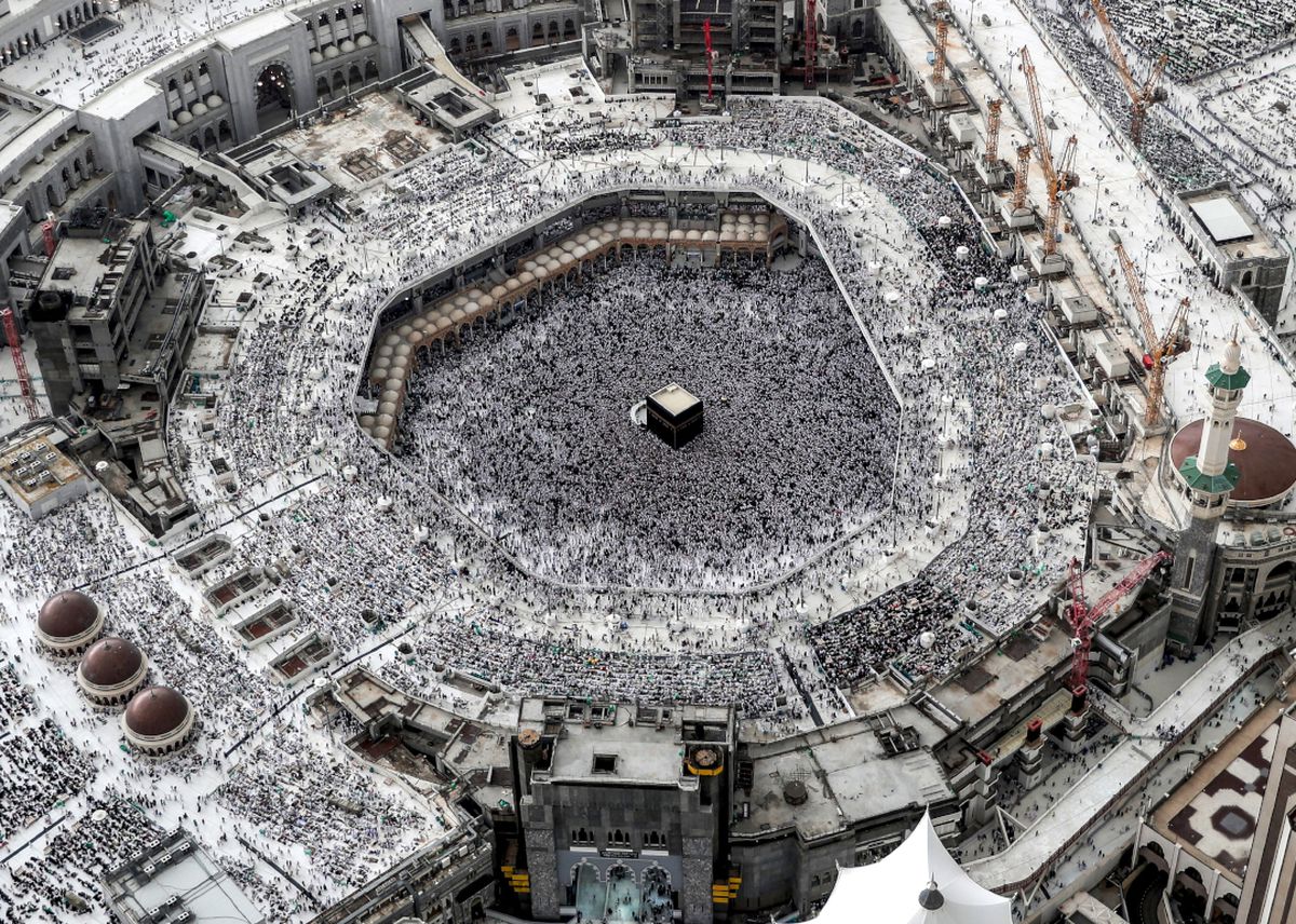 Saudi Arabia to allow ‘very limited’ number to participate
in hajj pilgrimage because of coronavirus 1