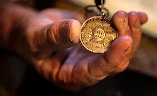 Coronavirus cases trickle into California’s addiction
treatment centers; some workers worry 1