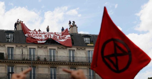 Anti-Police Racism Protesters Shout ‘Dirty Jews’ at Paris
Rally 1
