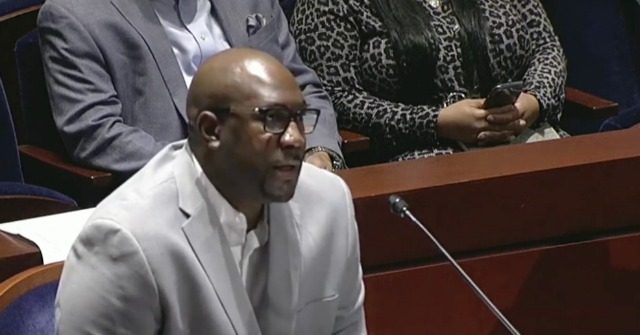 George Floyd’s Brother Testifies on Policing Before House
Panel: ‘I’m Tired of the Pain … Stop the Pain’ 1