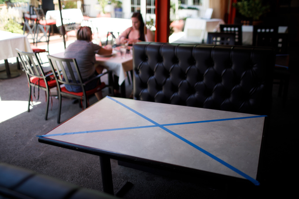 San Jose to open public parks and plazas to restaurants,
gyms and hair salons 1