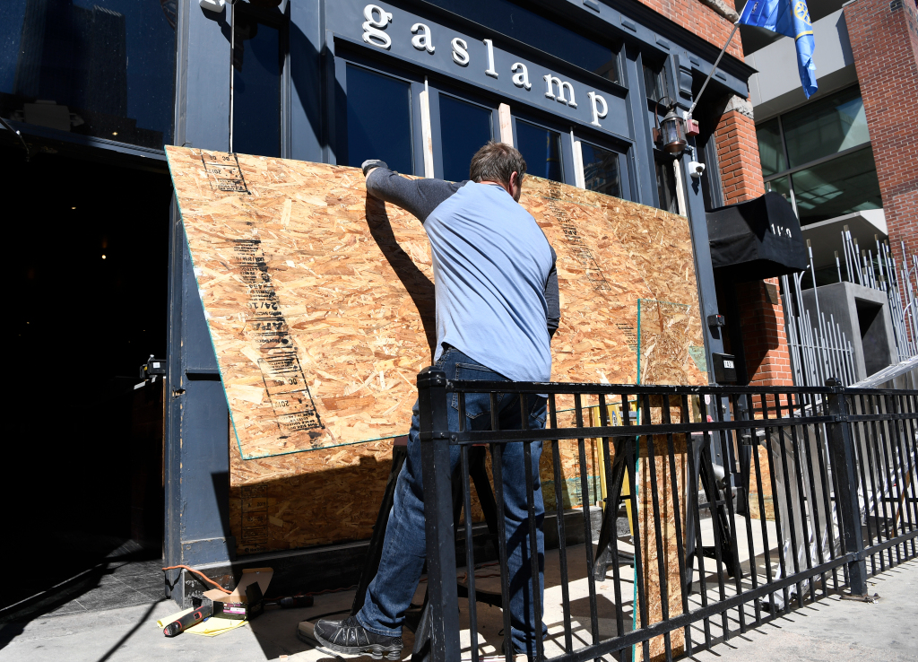 Gov. Jared Polis closes bars again after coronavirus cases
increase 1