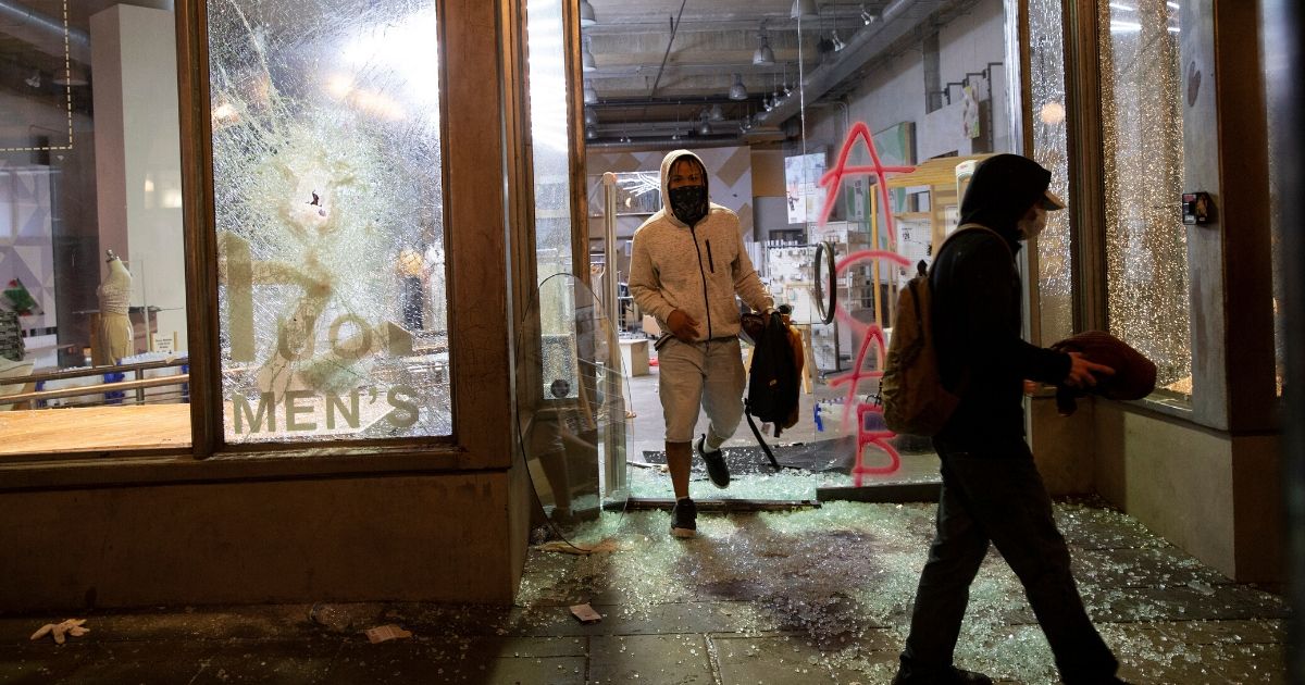 House Dems Block Resolution Condemning Looting and
Rioting 1