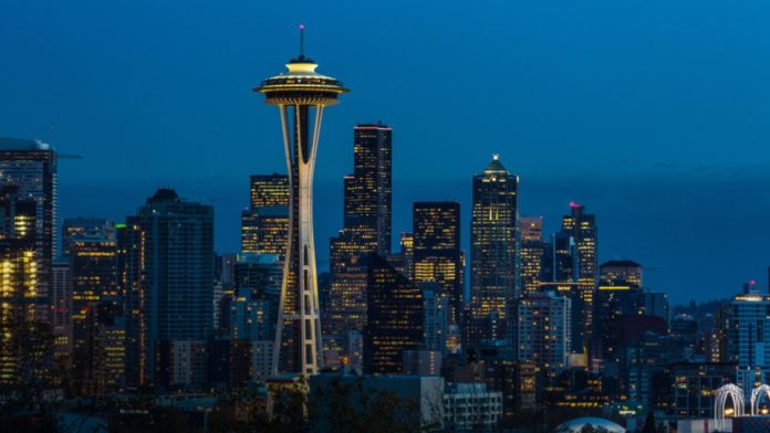 Seattle Protesters Storm City Hall, Demand Mayor Resign
After Driving Police Out of Area, Declaring Autonomous Zone 1