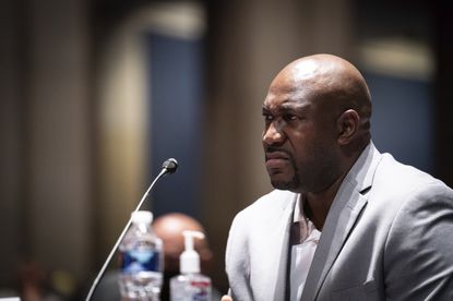 George Floyd’s brother says ‘everybody is getting closer to
justice’ 1