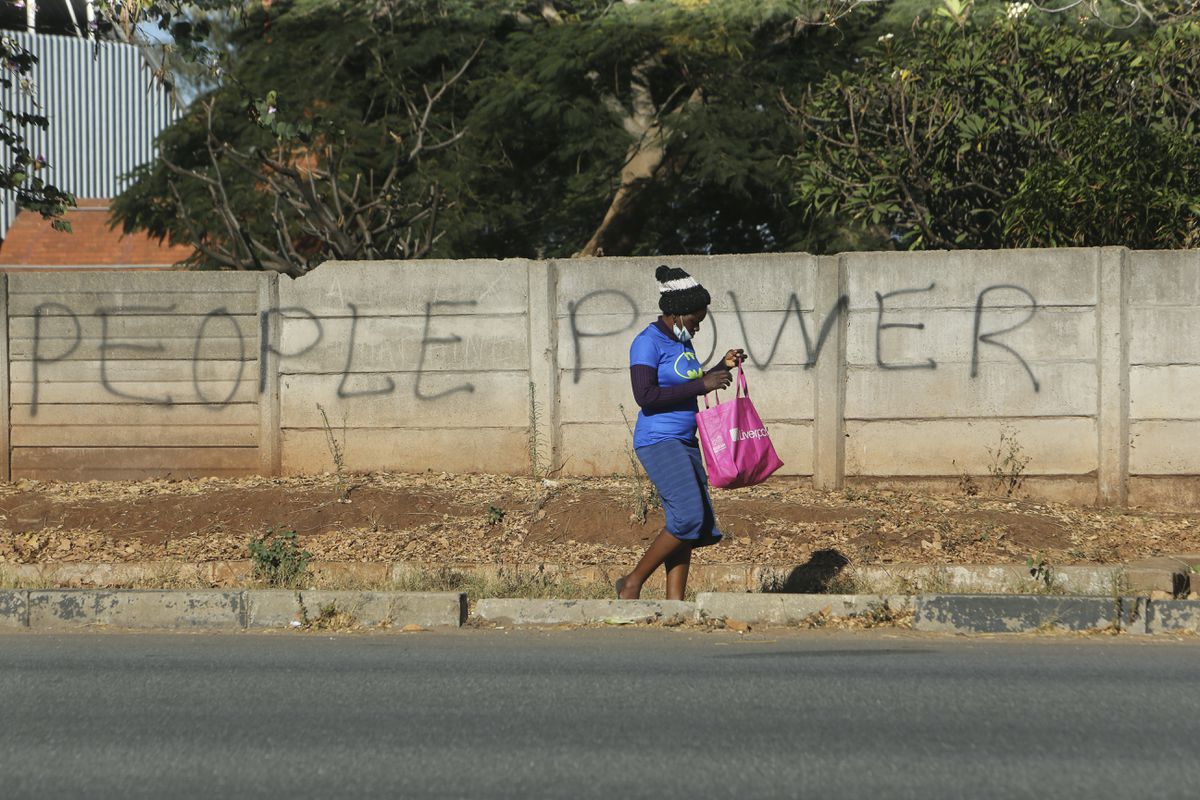 Zimbabwe health minister charged in $60 million coronavirus
contract corruption: report 1