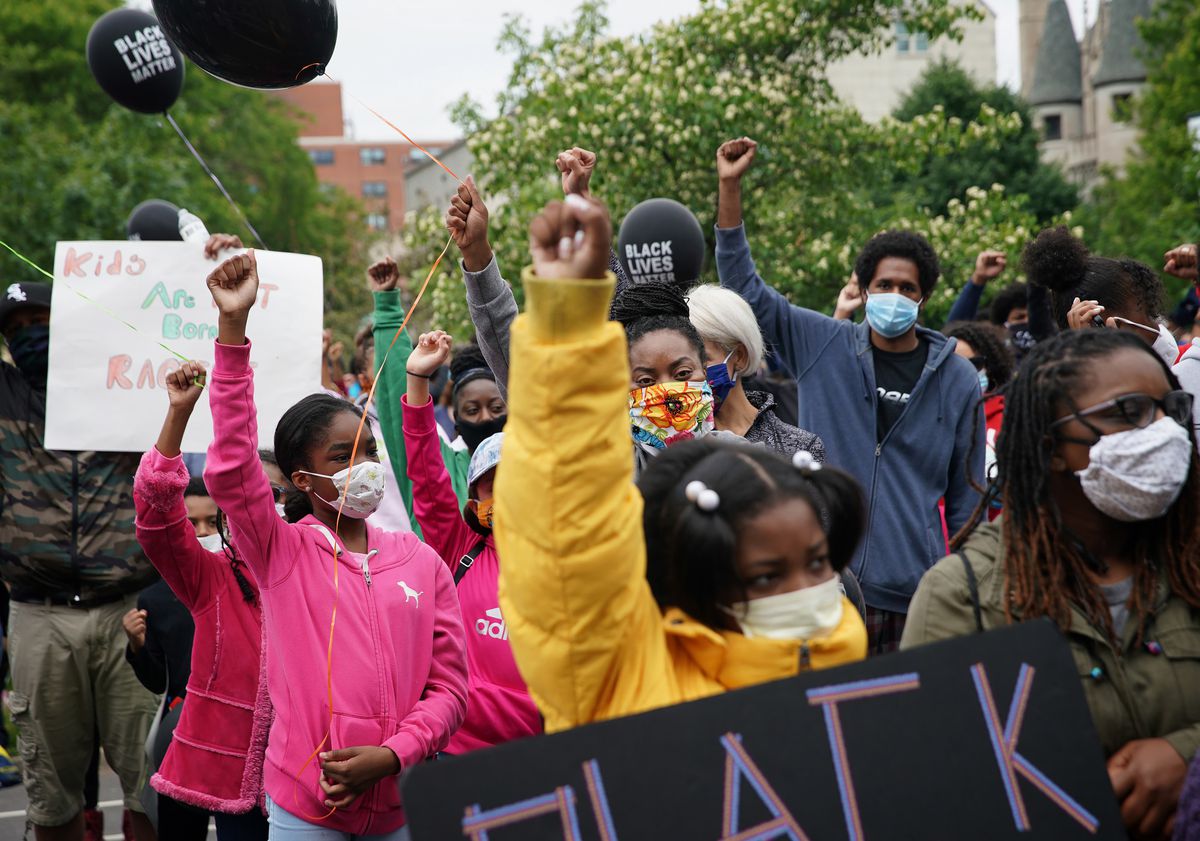 Hundreds of children and parents gather for youth march in
Bronzeville as new rounds of George Floyd-inspired demonstrations
continue in Chicago 1 Hundreds of children and parents gather for youth march in
Bronzeville as new rounds of George Floyd-inspired demonstrations
continue in Chicago 1