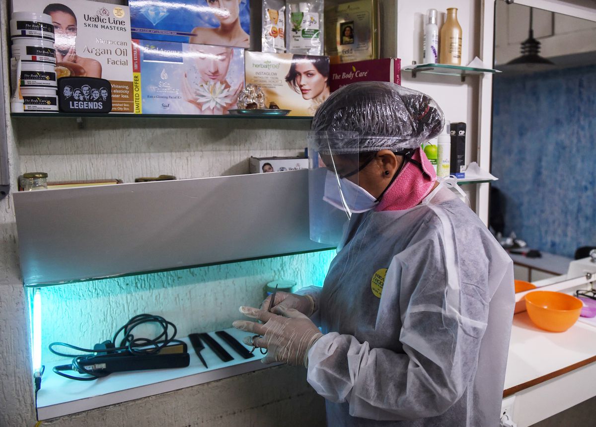 Ultraviolet light could kill coronavirus on surfaces:
report 1 Ultraviolet light could kill coronavirus on surfaces:
report 1
