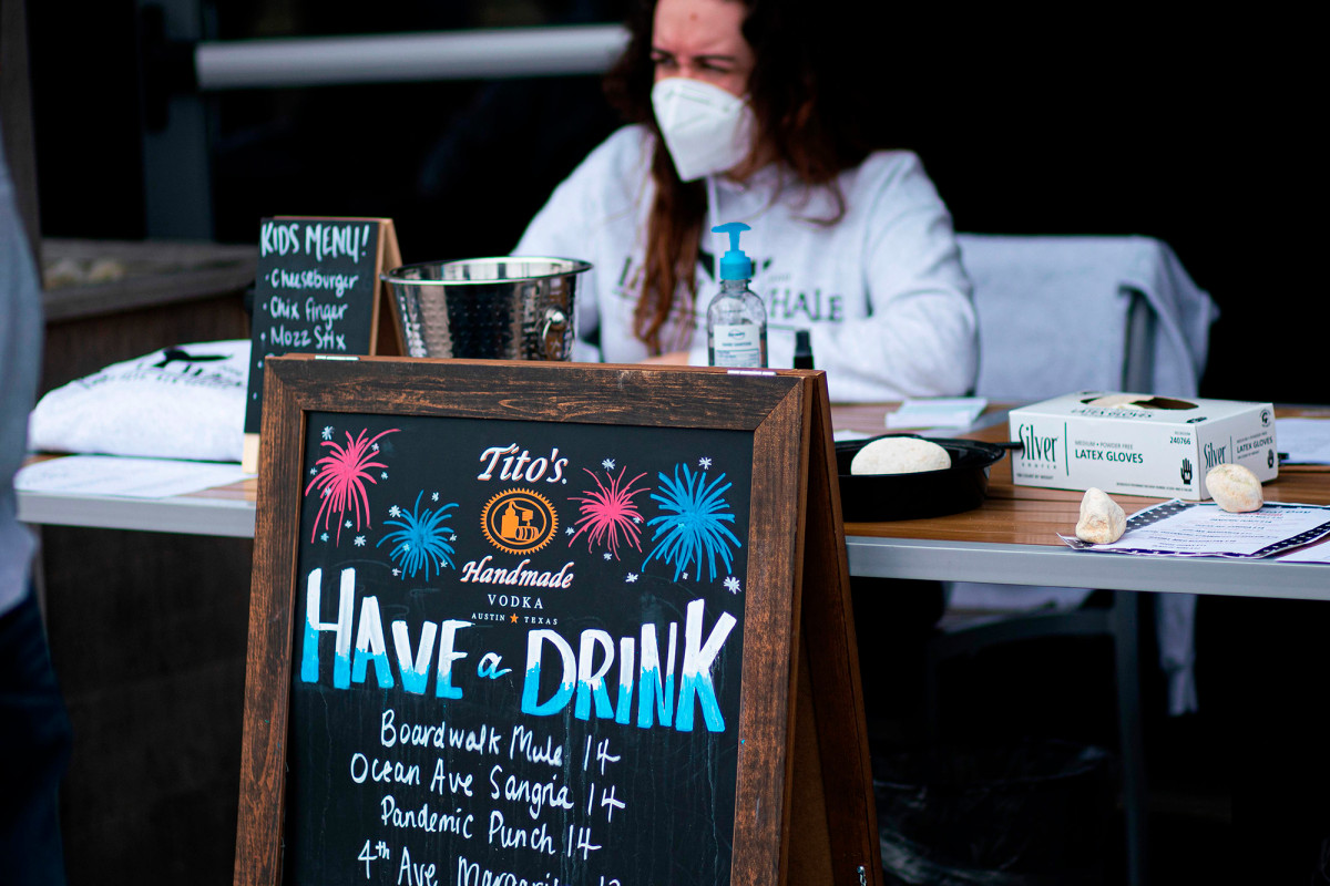 Asbury Park, NJ gives restaurants blessing to defy state
COVID lockdown 1