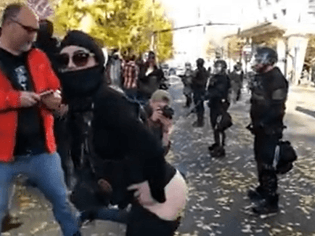 Protesters Take Over City Blocks in Seattle, Blockade
Streets, Call for Armed Guards 1