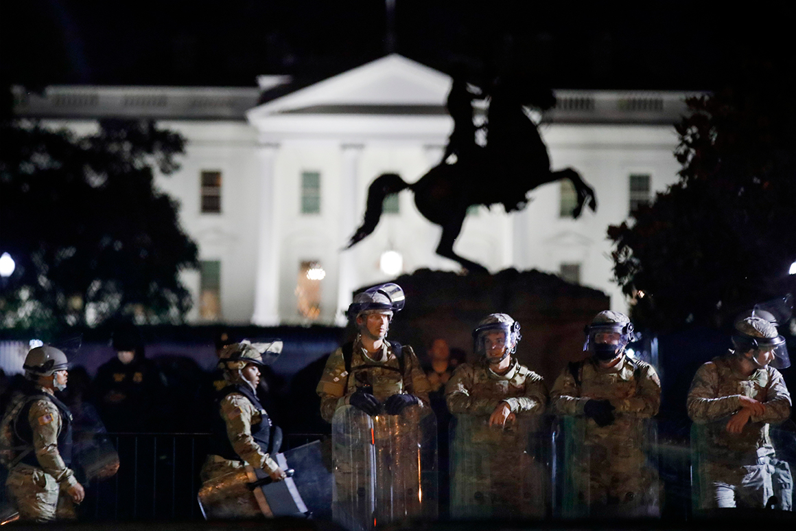 ‘What I saw was just absolutely wrong’: National Guardsmen
struggle with their role in controlling protests 1