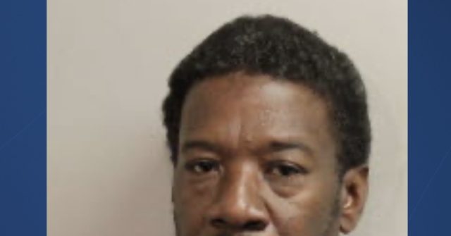 Report: Florida Man Confesses to Murders of Protester and
Elderly Woman 1