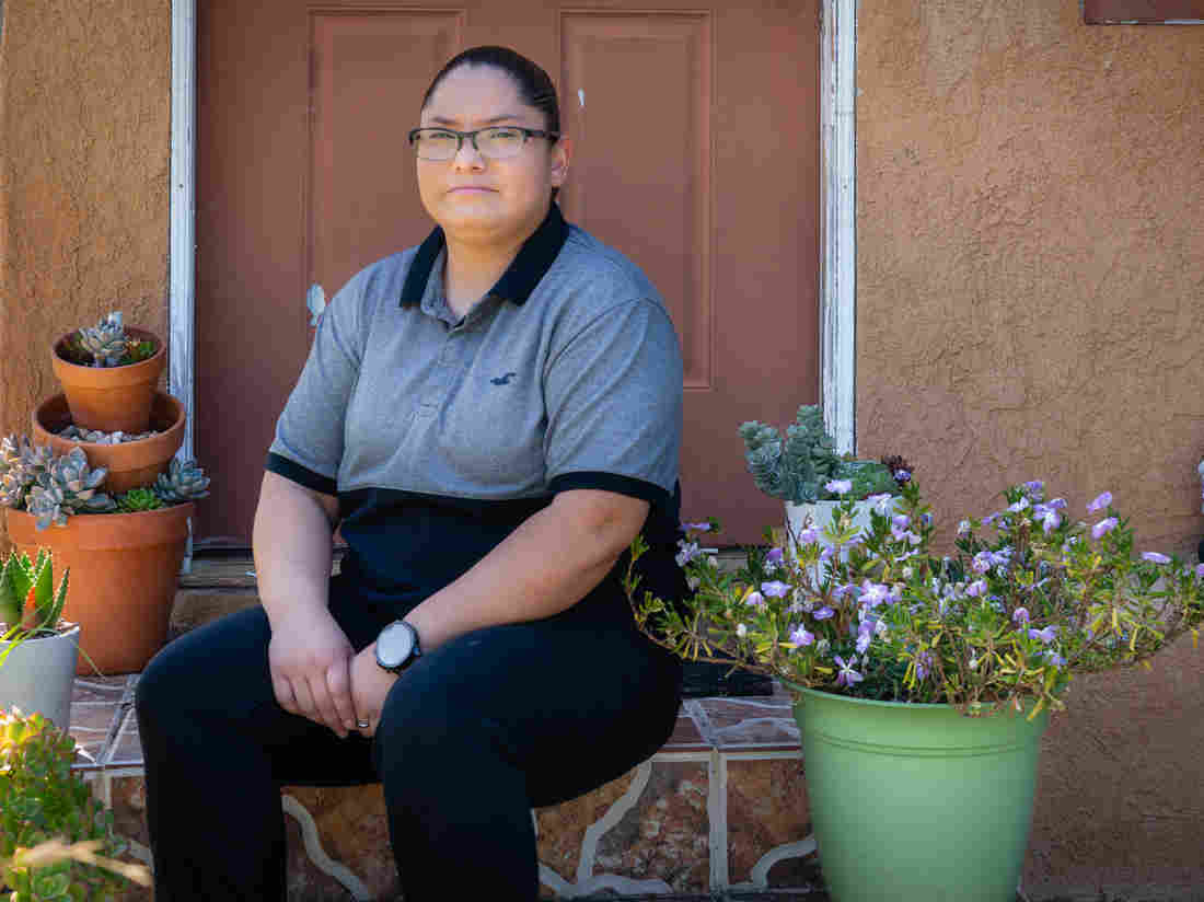 Essential Worker Shoulders $1,840 Debt For Trying To Get
Tested For COVID-19 1