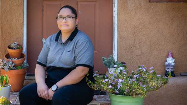 Essential Worker Shoulders $1,840 Debt For Trying To Get
Tested For COVID-19 1